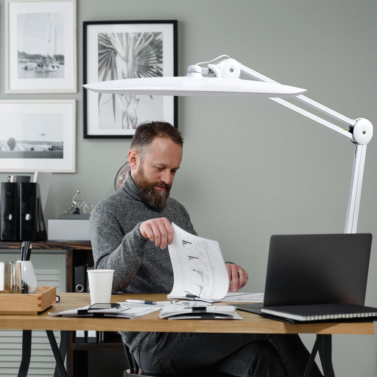 LED Nail Desk Lamp with Clamp 2200 Lum Dimming Task Lamp for Reading Desktop Office Workbench Architect Sewing Study Home Craft
