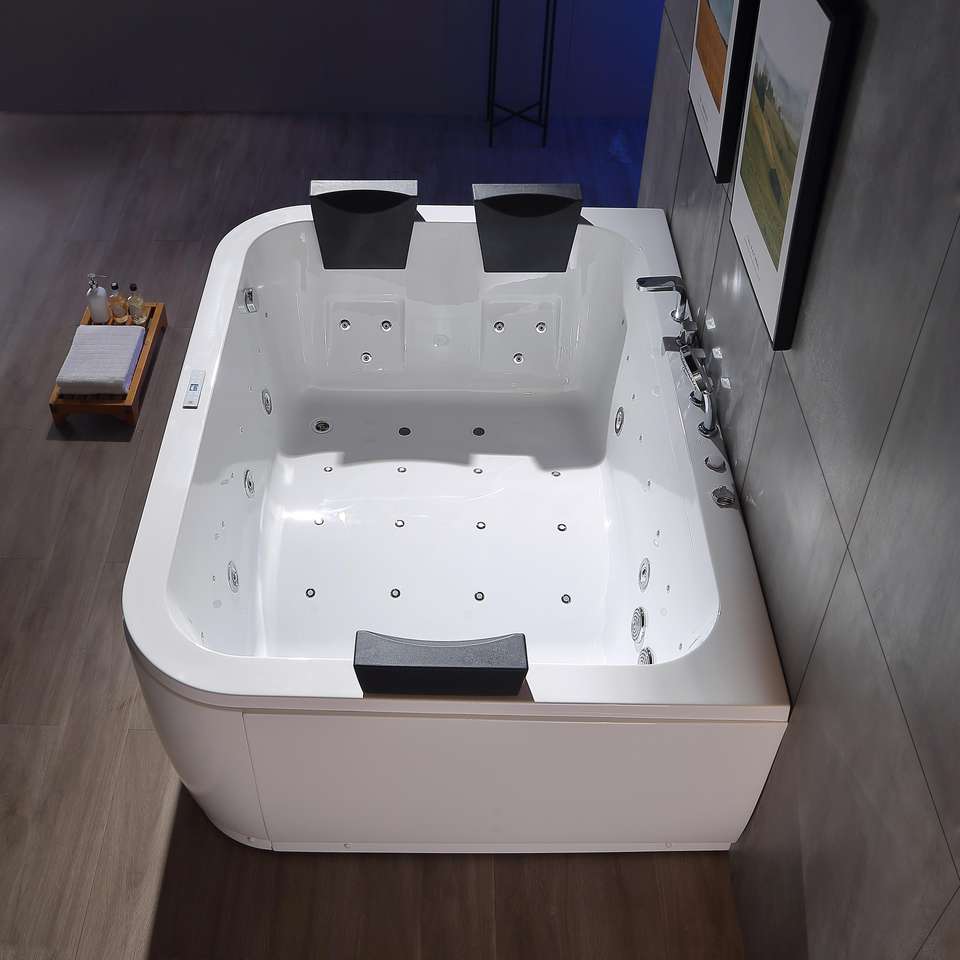 Отдельностоящая Whirlpool Dewo