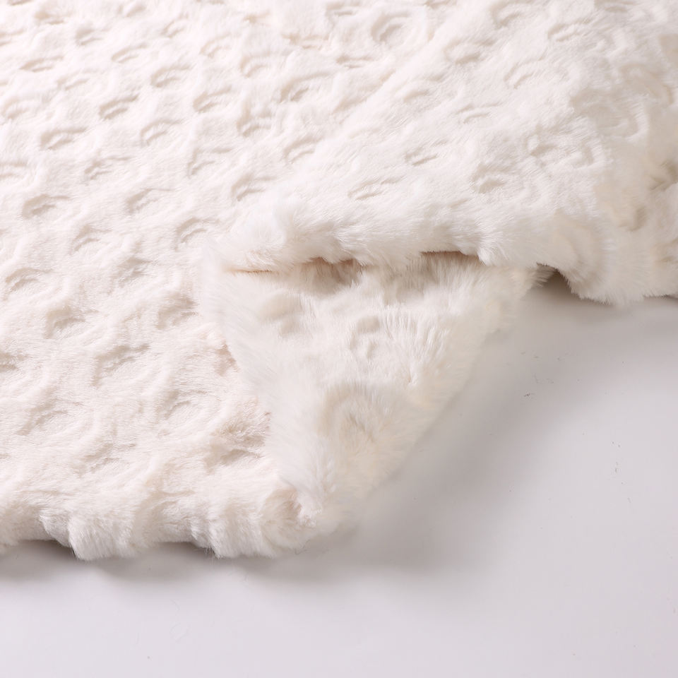 Плотный мех Cozy 100% Polyester (Warp)