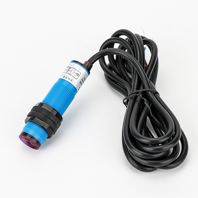 G18-3A10NA Automotive Optical Sensors Combination Reflective Photoelectric and Mirror Infrared Sensor for Human Body Detection