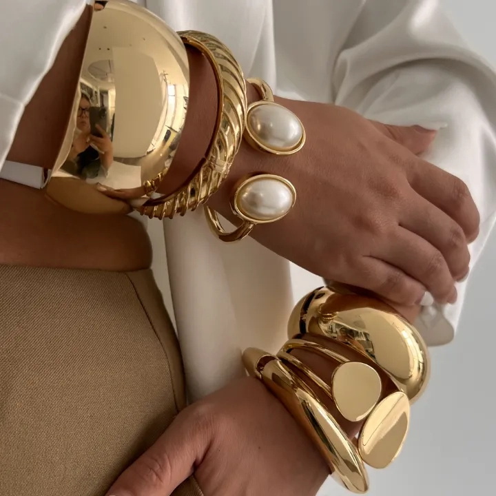 Геометрический массивный браслет (Chunky Bangle)