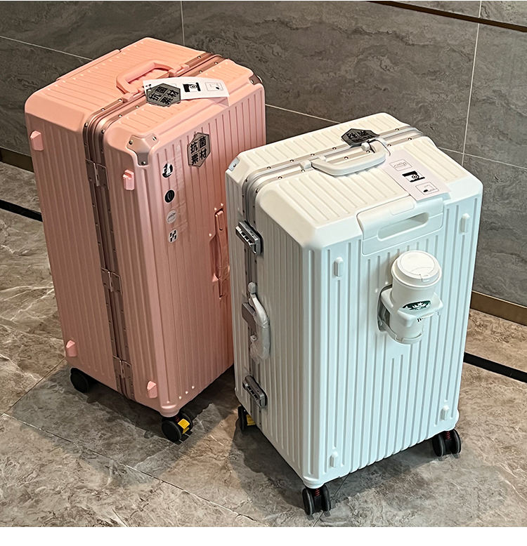 Чемодан из PC с замком TSA (Unisex Trolley)