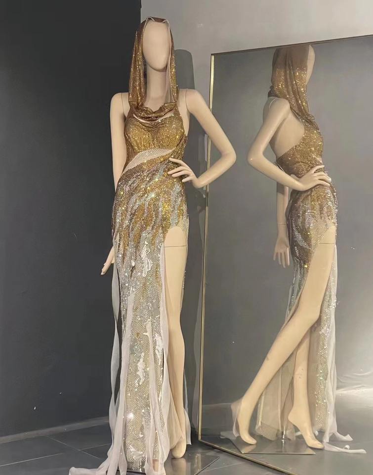 QUEENS GOWN Costume Dress Gold Sexy