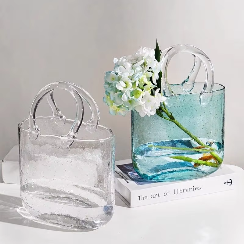 Стеклянная ваза ручной работы в форме сумки (Bag Vase)