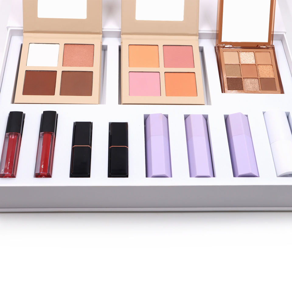 Набор «Все в одном» (All-in-One Cosmetic Set)
