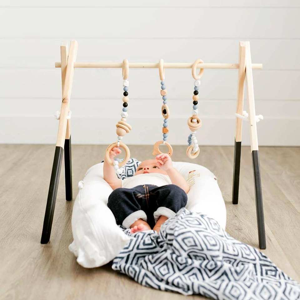 Игровой гимнастический центр (Activity Gym) с прорезывателями