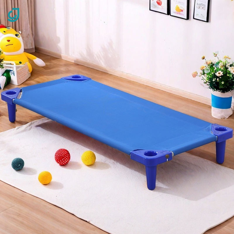 Набор кроваток для детских садов (Daycare Set)