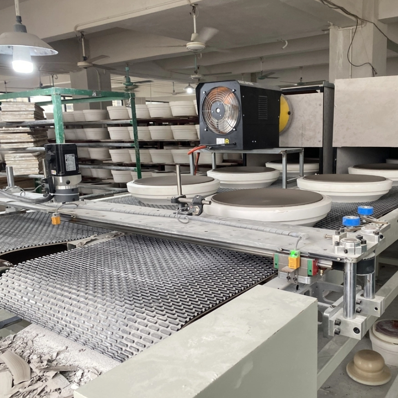 Fully Automatic PLC Controlled Forming Machine Engine/Motor Ceramic Production Line Making Big Size Plate Dish Pottery 1 Year