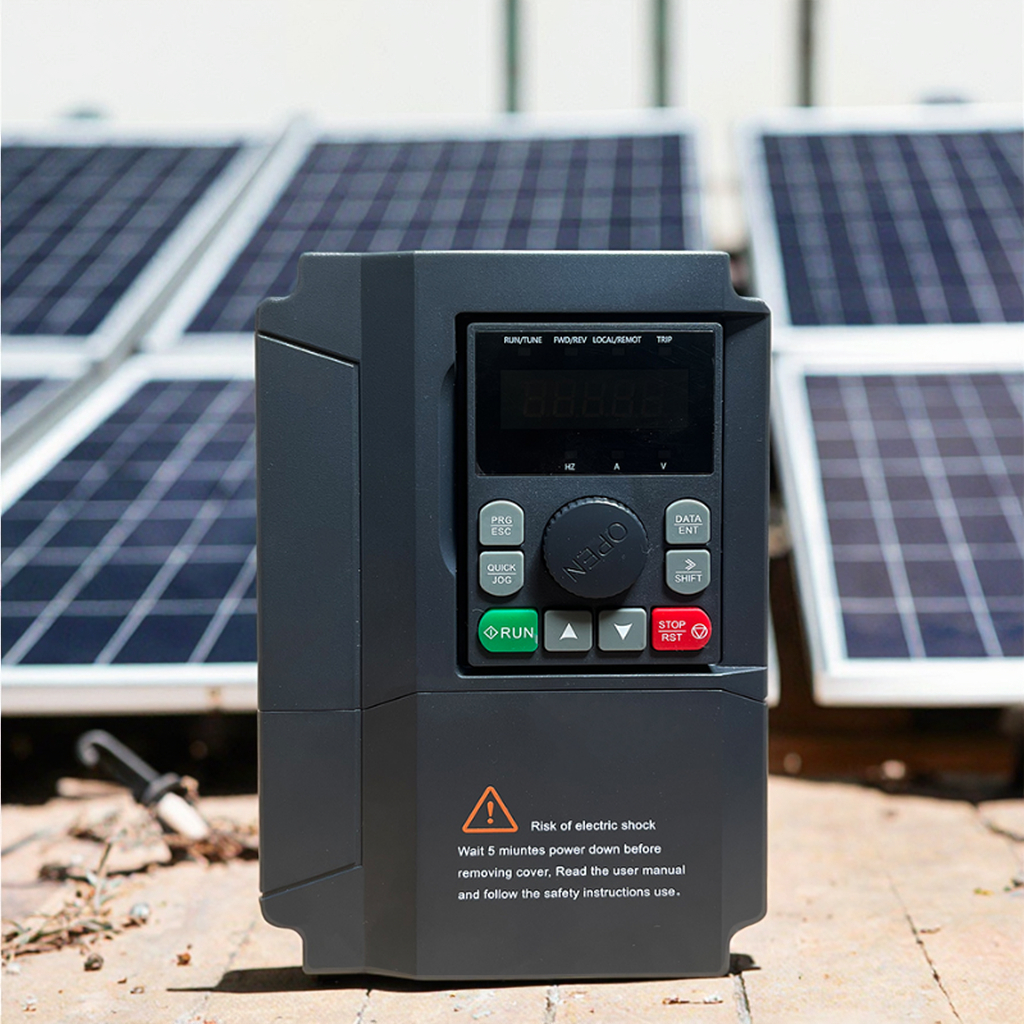 XLY710 4KW/5.5KW/7.5KW 220V-380V Vector Control VFD Frequency Inverter DC to AC Drive Solar Pump MPPT Inverter Irrigation System